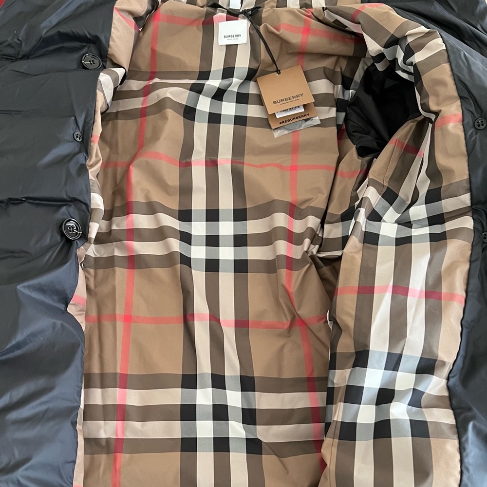 Burberry Down Puffer Coat in Black - Picture 10 of 15